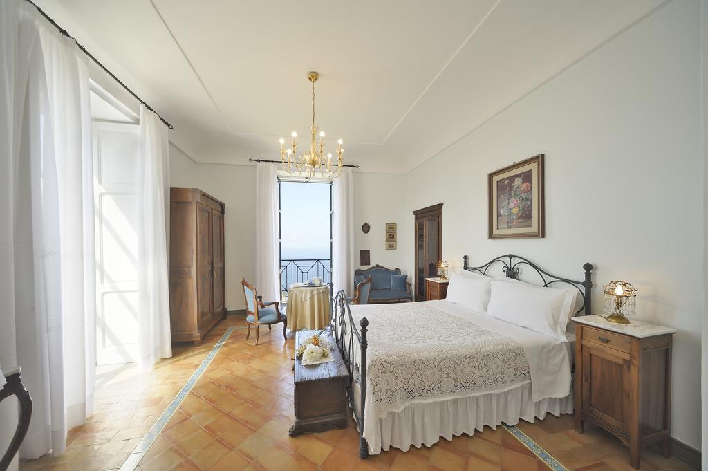 Apartament Residenza Matarazzo E Le Sue Soffitte Castellabate Pokój zdjęcie
