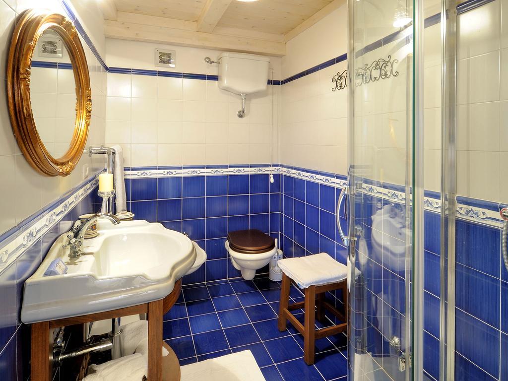Apartament Residenza Matarazzo E Le Sue Soffitte Castellabate Pokój zdjęcie