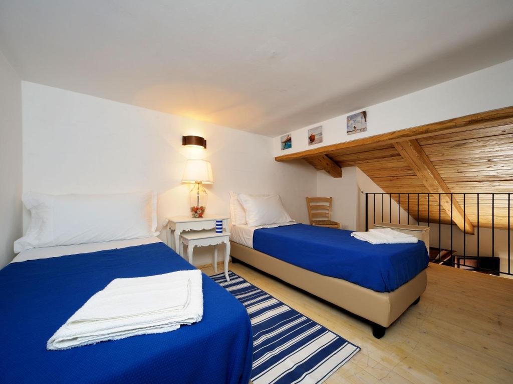 Apartament Residenza Matarazzo E Le Sue Soffitte Castellabate Pokój zdjęcie